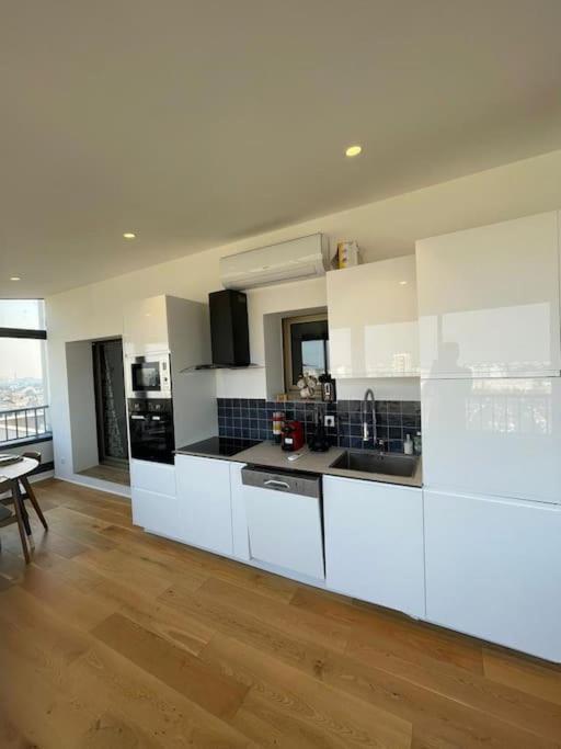 Penthouse / 2 Bedrooms In City Center Of Angers Exterior photo